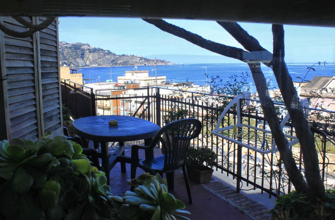 Bed & Breakfast Lighea Giardini-Naxos Buitenkant foto