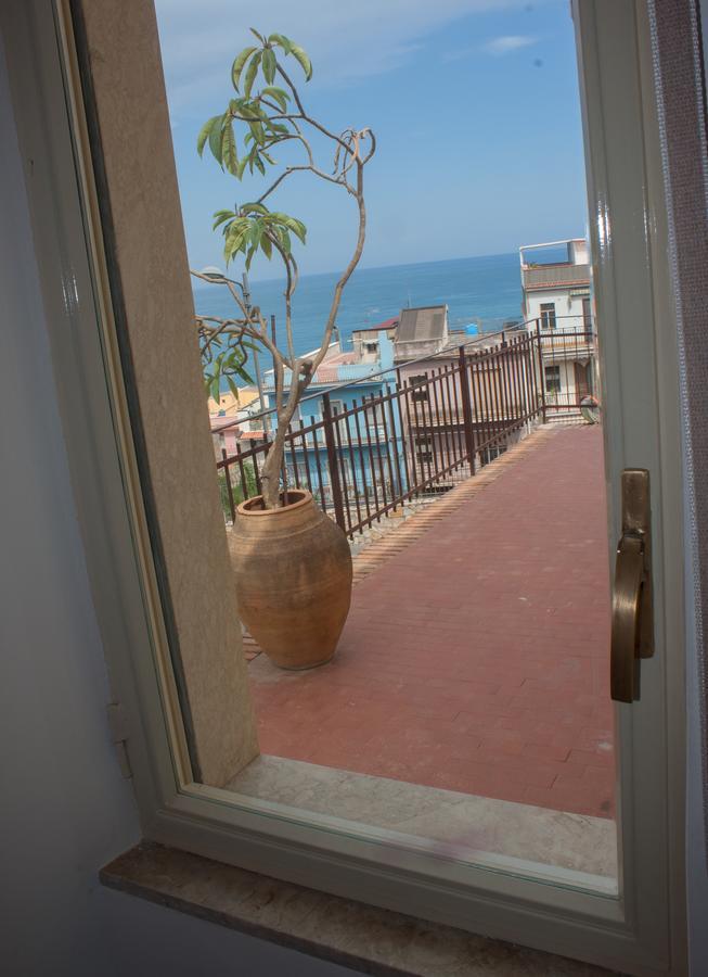 Bed & Breakfast Lighea Giardini-Naxos Buitenkant foto